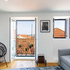 Lovelystay - Turquoise River View I Lisboa